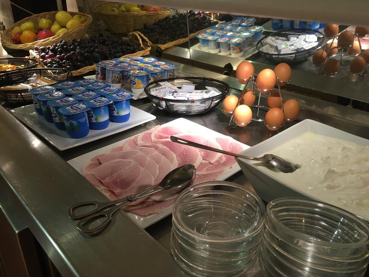 Hotel & Restaurant Heliotel Montferrier-sur-Lez Екстериор снимка