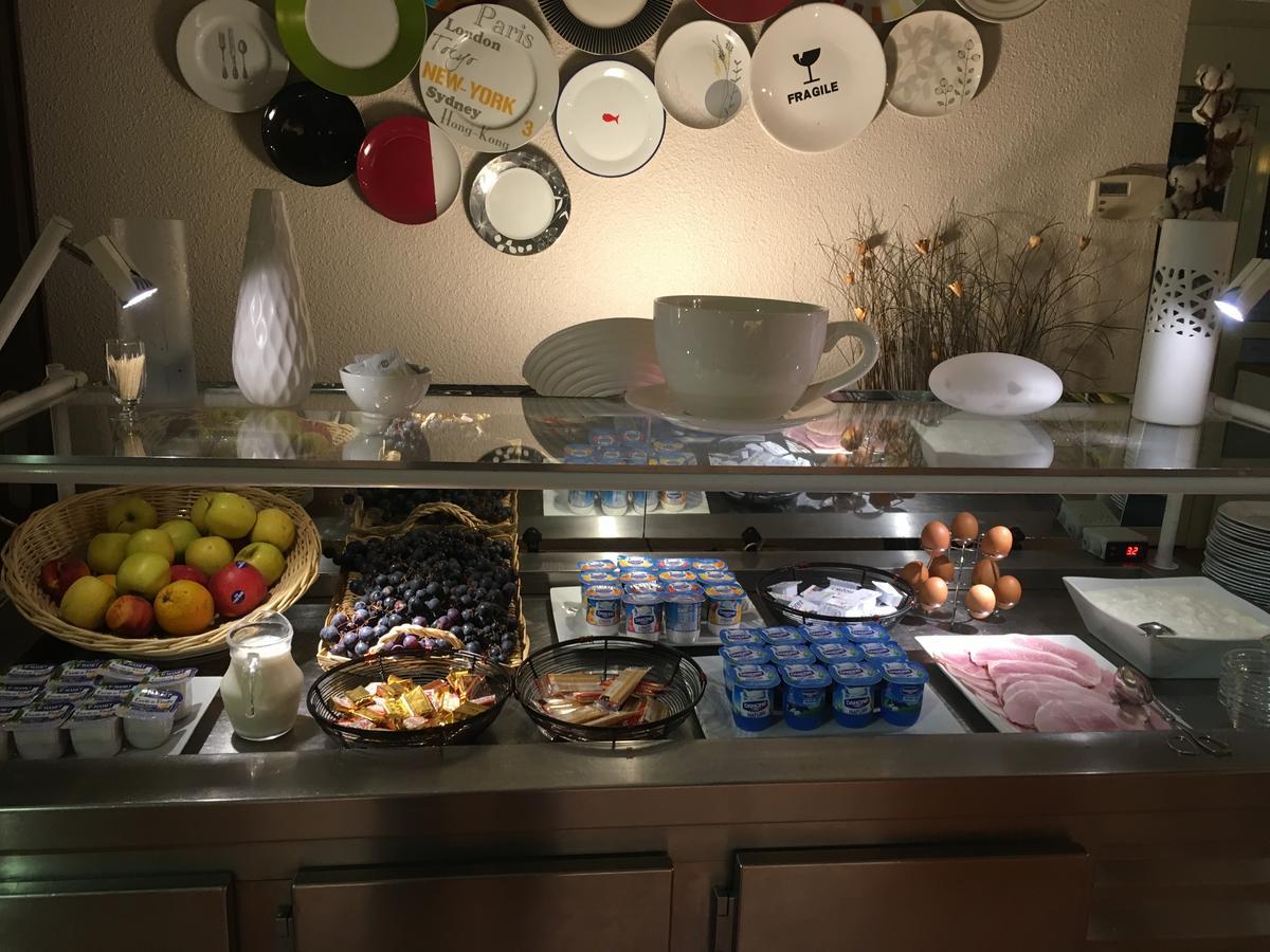 Hotel & Restaurant Heliotel Montferrier-sur-Lez Екстериор снимка